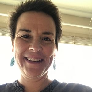 Meet your Posher, Abigail